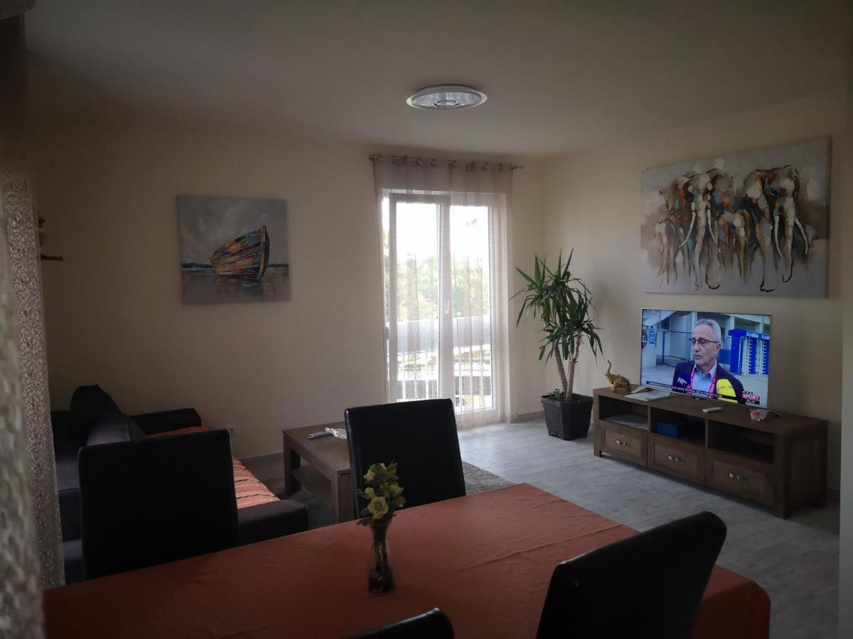 Apartman Petrovic City Center Τρογκίρ Εξωτερικό φωτογραφία