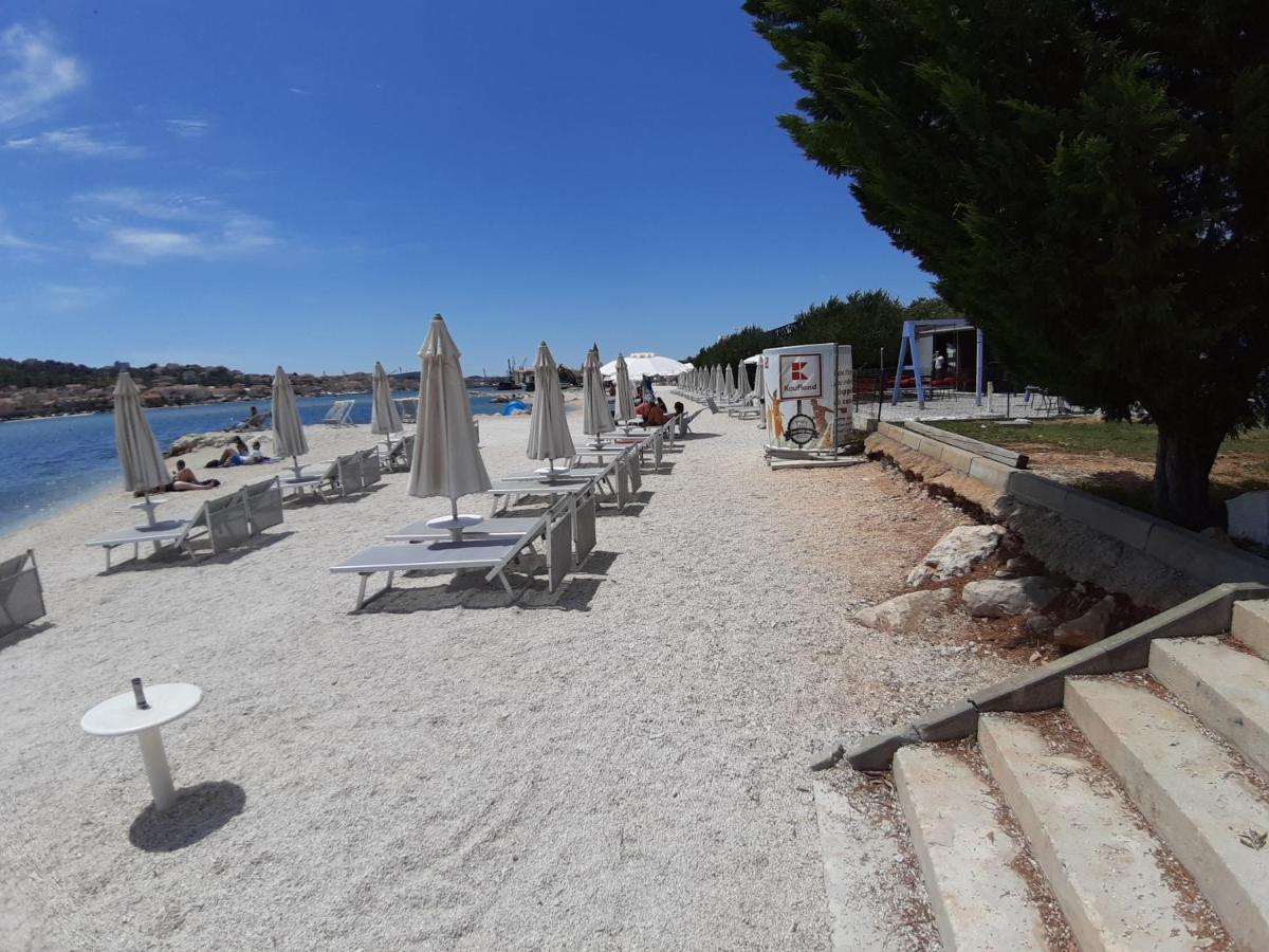 Apartman Petrovic City Center Τρογκίρ Εξωτερικό φωτογραφία