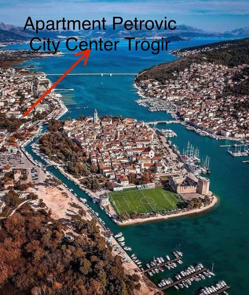 Apartman Petrovic City Center Τρογκίρ Εξωτερικό φωτογραφία